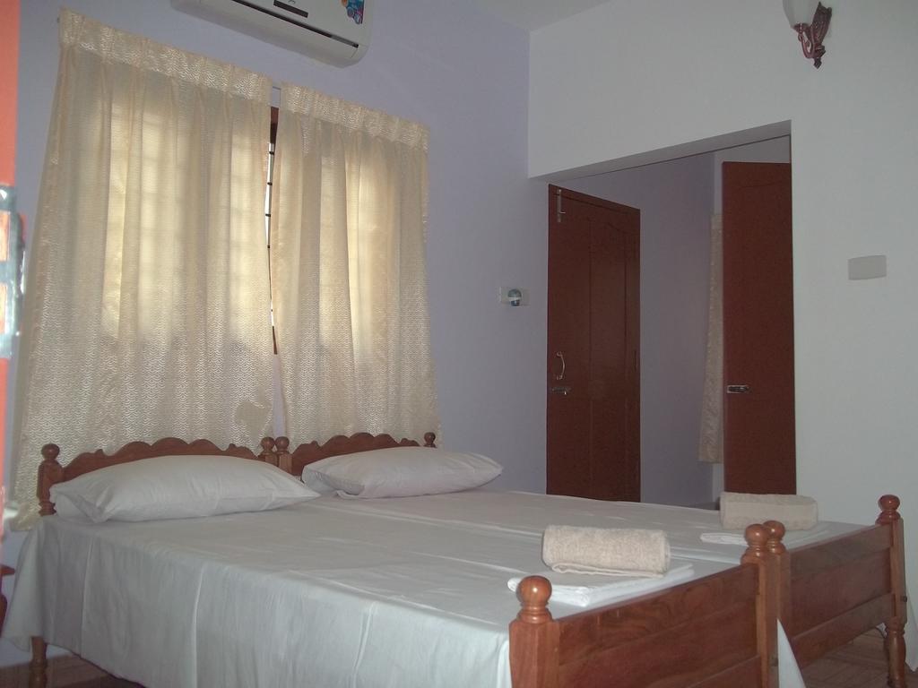 Aroma Home Stay Kochi ภายนอก รูปภาพ