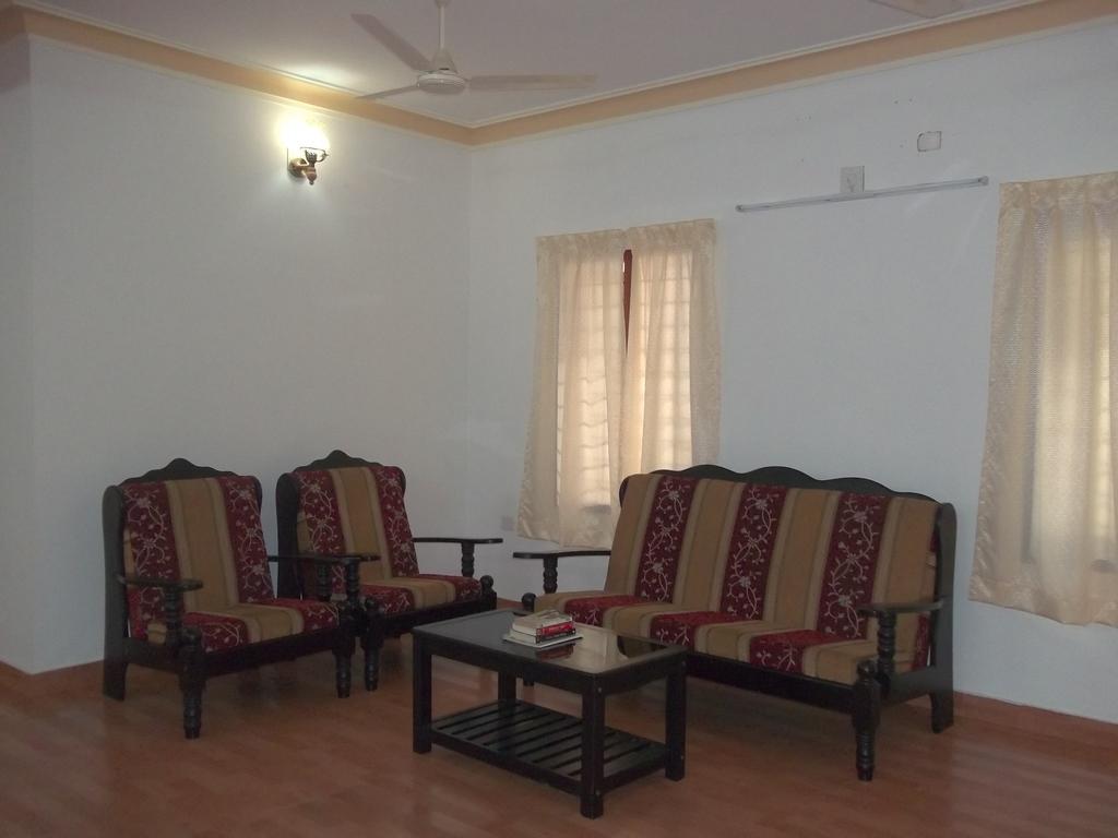 Aroma Home Stay Kochi ภายนอก รูปภาพ